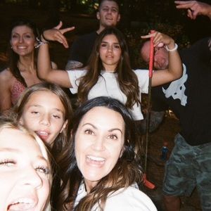 Meet your Posher, Avery